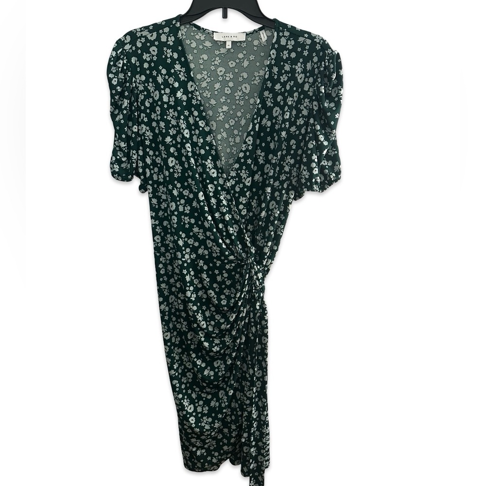 Lark & Ro Black and White Puff Sleeve Midi Dress